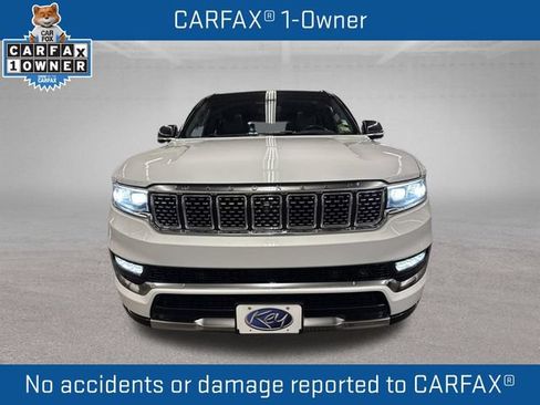 Used 2024 Jeep Grand Wagoneer Series III AWD/4WD image 2