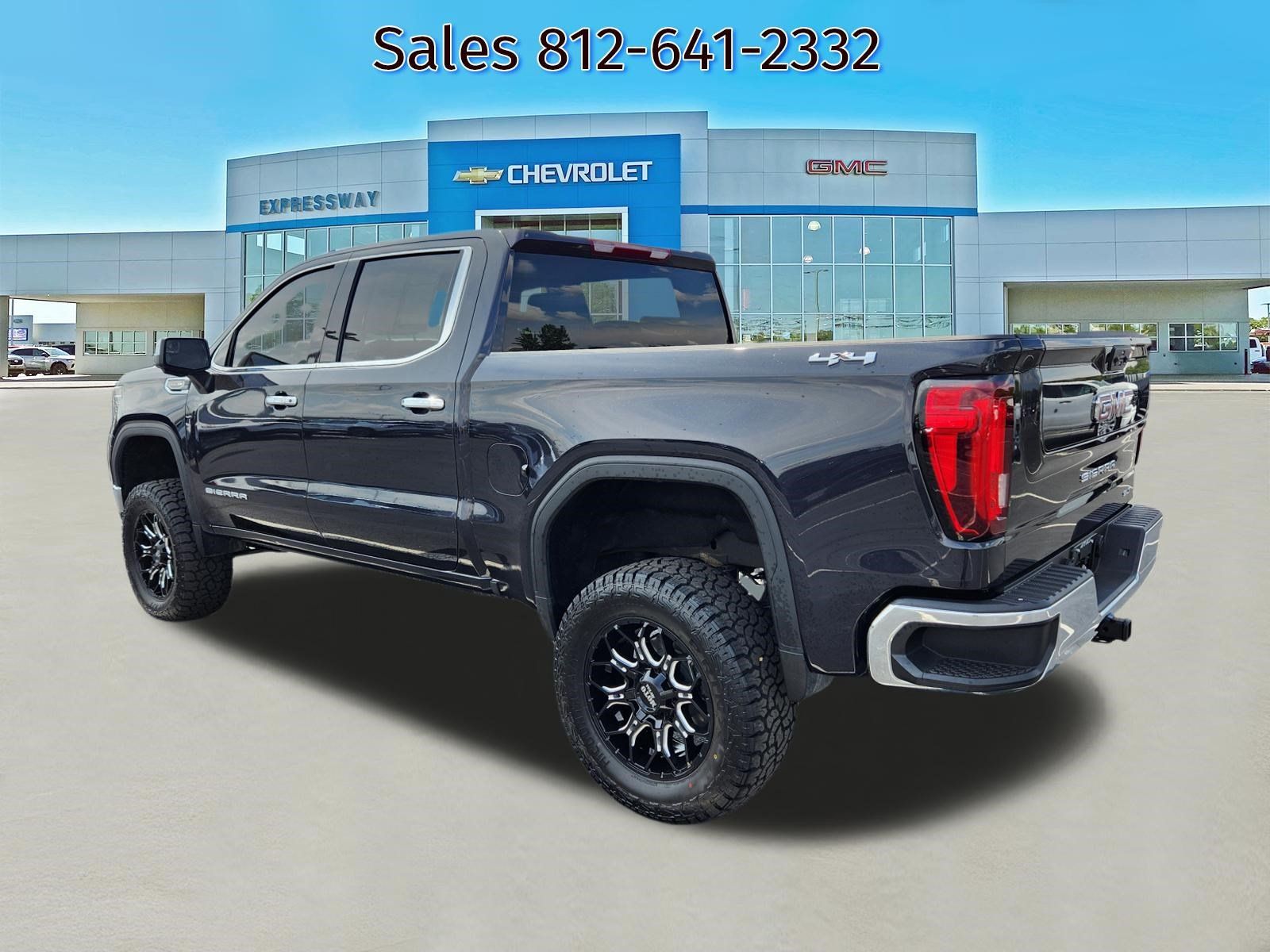 Used 2026 GMC Sierra 1500 SLT AWD/4WD image 5