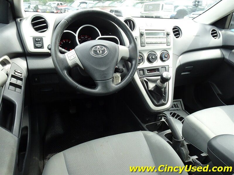 Used 2010 Toyota Matrix S w/ Sport Pkg FWD image 13