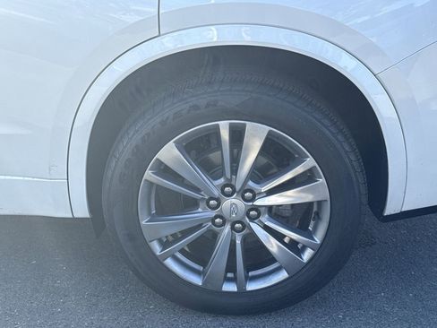 Used 2020 Cadillac XT6 Premium Luxury image 32