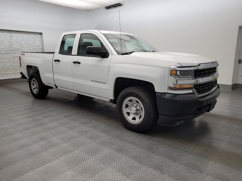 Used 2018 Chevrolet Silverado 1500 W/T w/ Trailering Package image 11