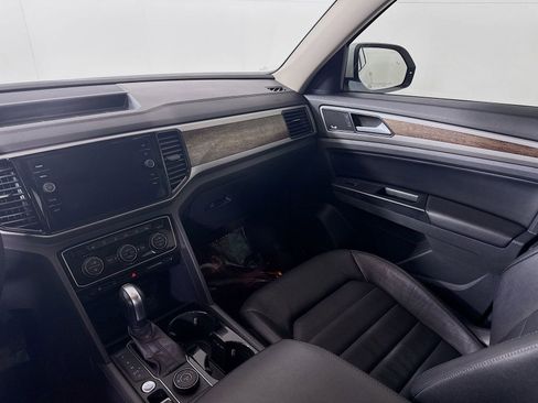 Used 2020 Volkswagen Atlas SEL R-Line image 24