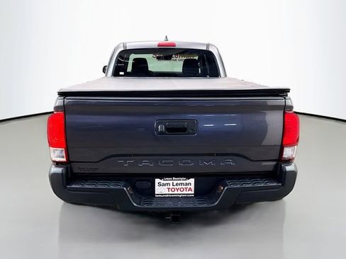 Used 2022 Toyota Tacoma SR image 6