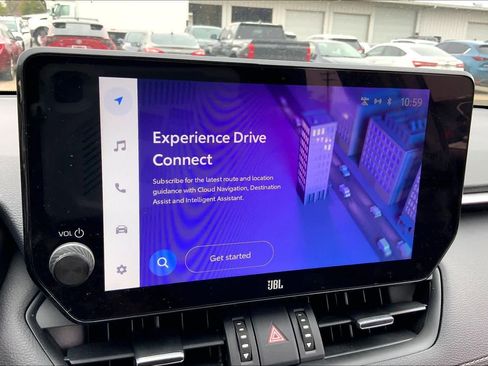 Used 2023 Toyota RAV4 XLE Premium image 31