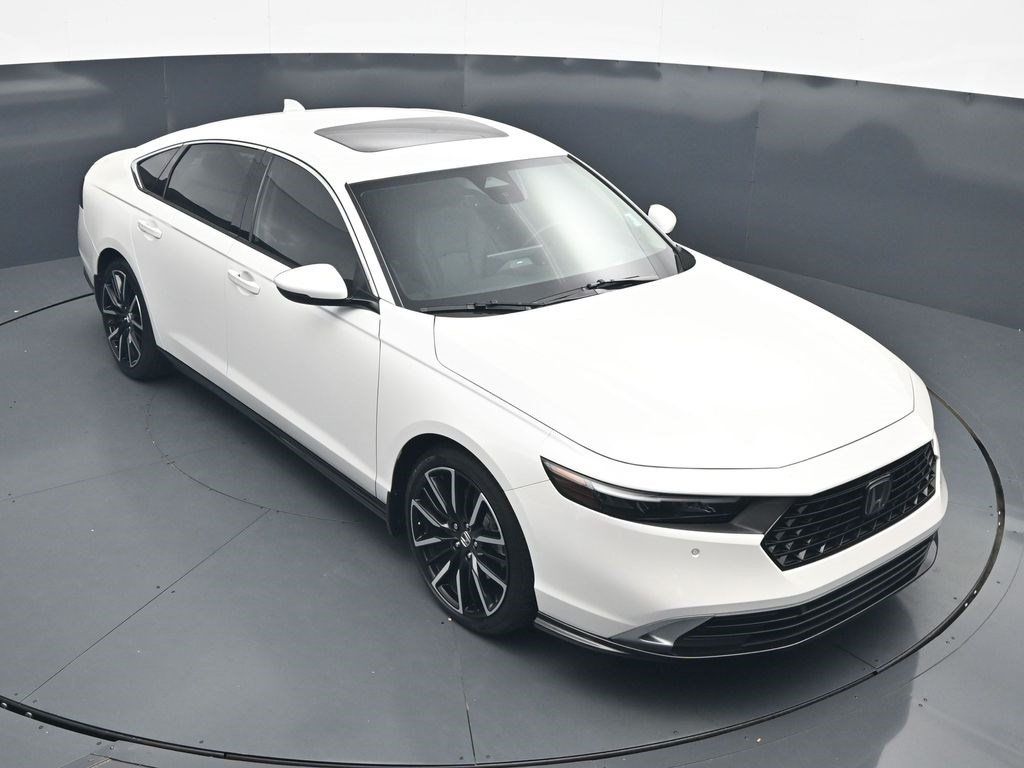 Used 2024 Honda Accord Touring image 23