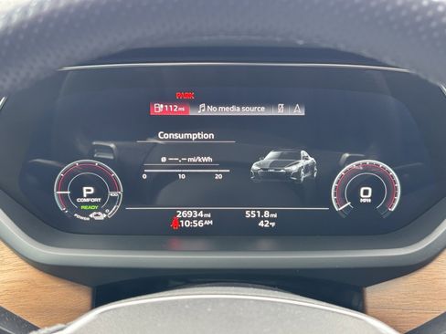 Used 2022 Audi e-tron GT Premium Plus image 7