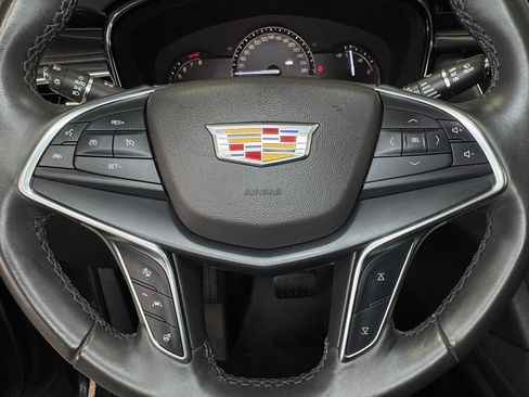 Used 2017 Cadillac XT5 Premium Luxury AWD/4WD image 15