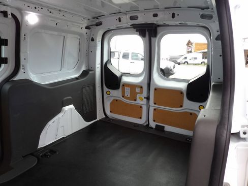 Used 2020 Ford Transit Connect XL FWD image 29