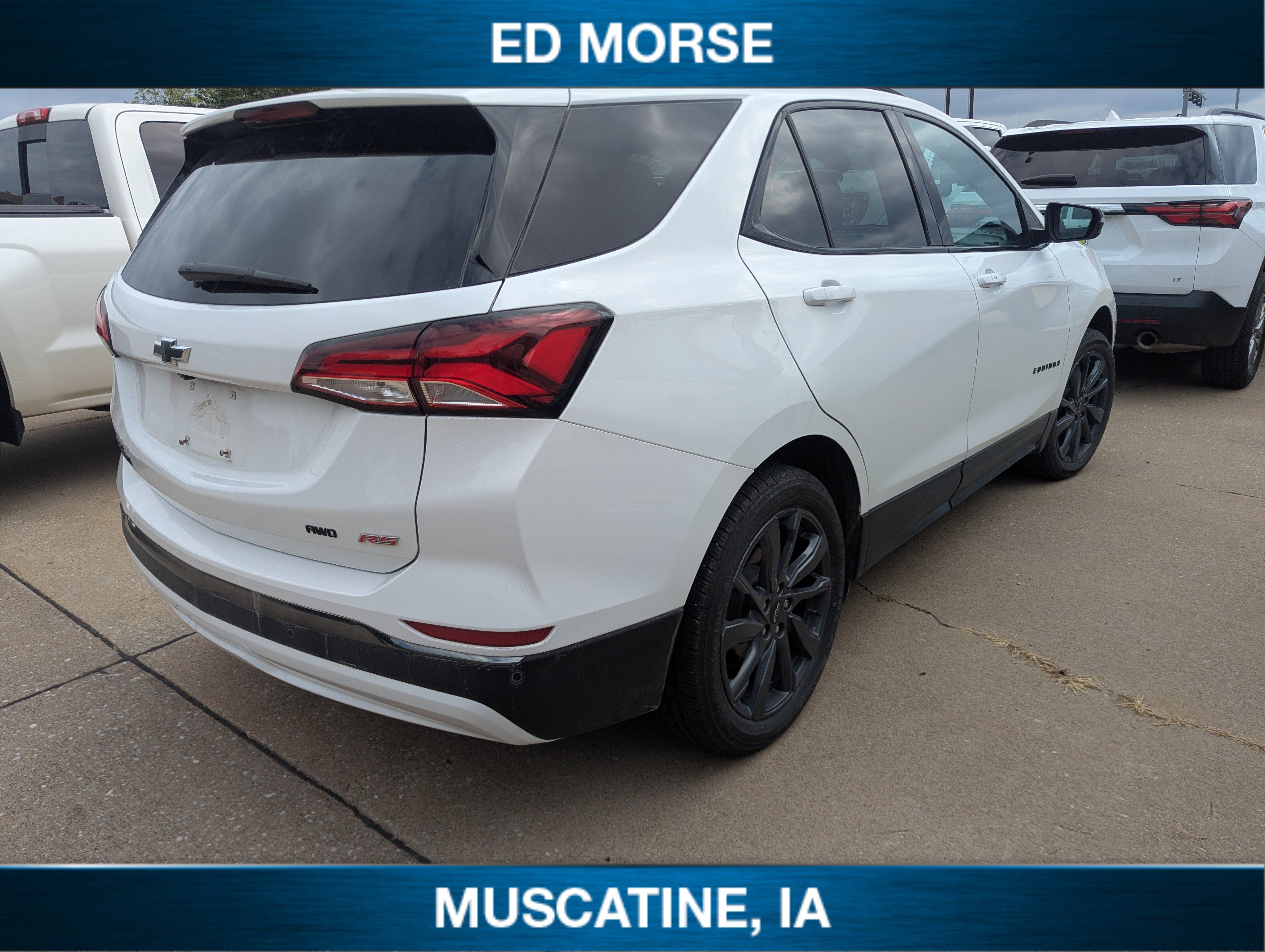 Used 2022 Chevrolet Equinox RS w/ Infotainment Package AWD/4WD image 4
