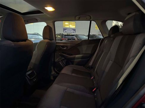 Used 2020 Subaru Outback Premium image 11