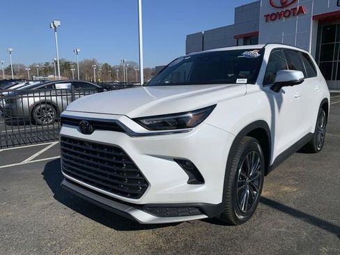 Certified 2024 Toyota Grand Highlander MAX Platinum image 1