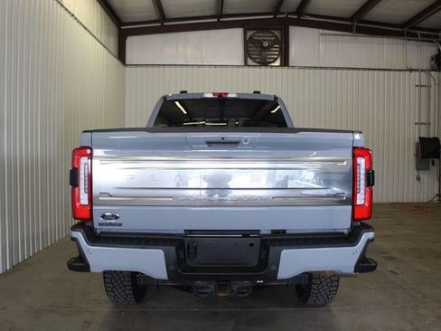 Used 2024 Ford F250 Platinum w/ Tremor Off-Road Package AWD/4WD image 5