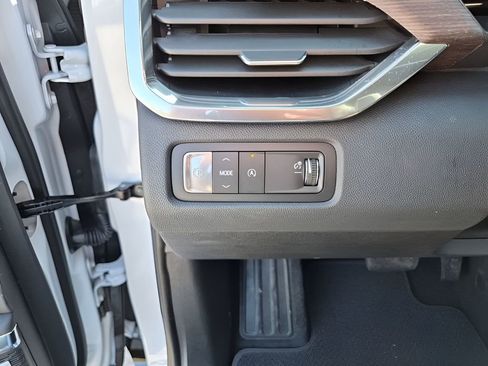 New 2026 GMC Acadia Denali w/ Super Cruise Package image 31