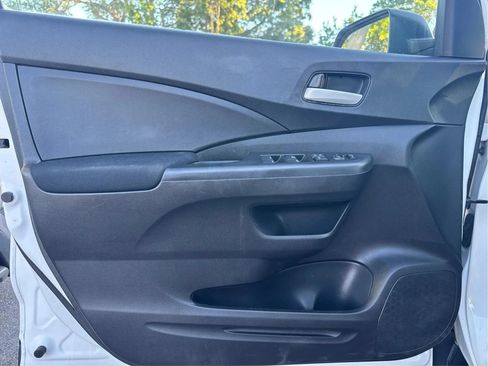 Used 2015 Honda CR-V LX image 23