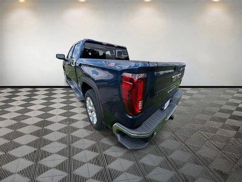Used 2021 GMC Sierra 1500 SLT w/ SLT Premium Plus Package AWD/4WD image 7