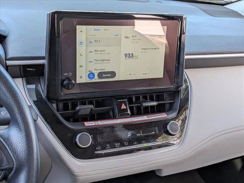 Used 2026 Toyota Corolla Cross L image 12