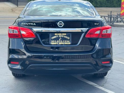 Used 2019 Nissan Sentra SV image 5