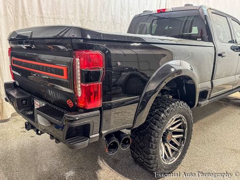 New 2026 Ford F250 Lariat w/ Black Appearance Package AWD/4WD image 6