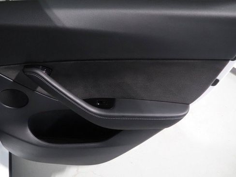 Used 2020 Tesla Model Y Long Range AWD/4WD image 60