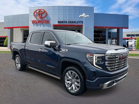 Used 2022 GMC Sierra 1500 Denali w/ Denali Reserve Package image 2