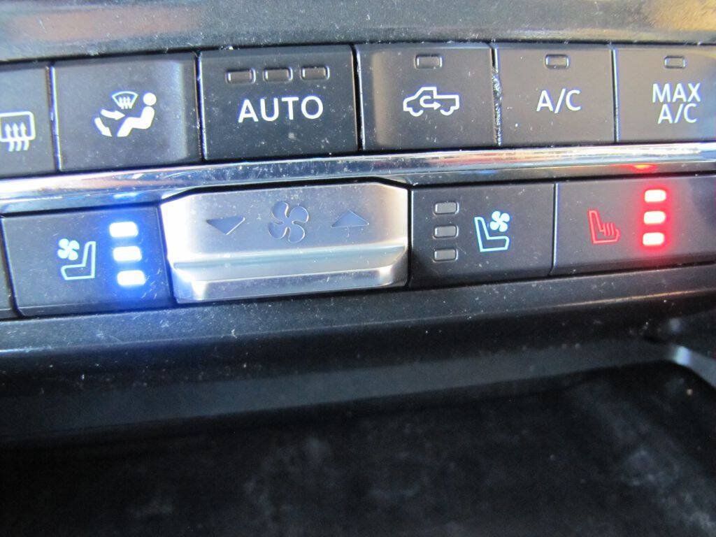 Used 2022 Ford F150 Lariat AWD/4WD image 43