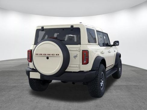 New 2026 Ford Bronco Outer Banks w/ Sasquatch Package AWD/4WD image 8