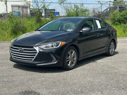 Used 2017 Hyundai Elantra Value Edition w/ Cargo Package FWD image 1