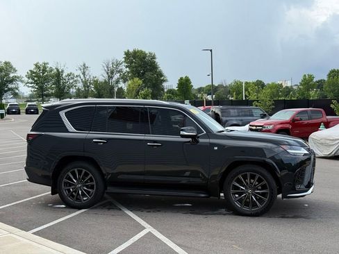Used 2026 Lexus LX 600 F Sport w/ Accessory Package (2T) AWD/4WD image 7
