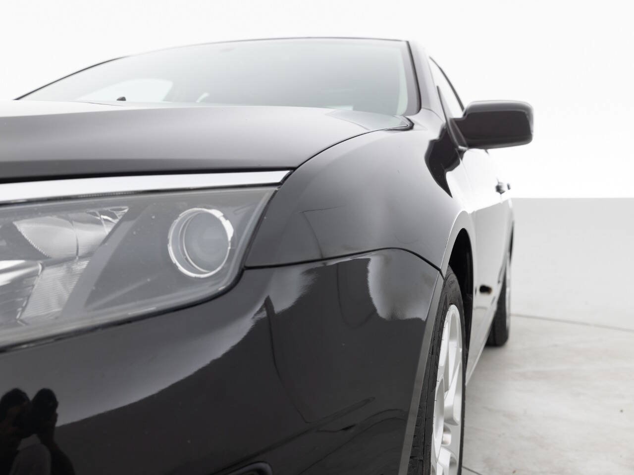 Used 2010 Ford Fusion SE FWD image 12