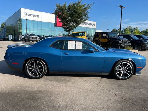 Used 2023 Dodge Challenger R/T RWD image 7