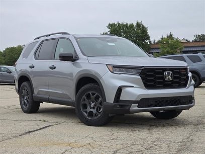New 2025 Honda Pilot TrailSport