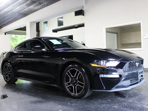 Used 2018 Ford Mustang Premium w/ Equipment Group 201A RWD image 1