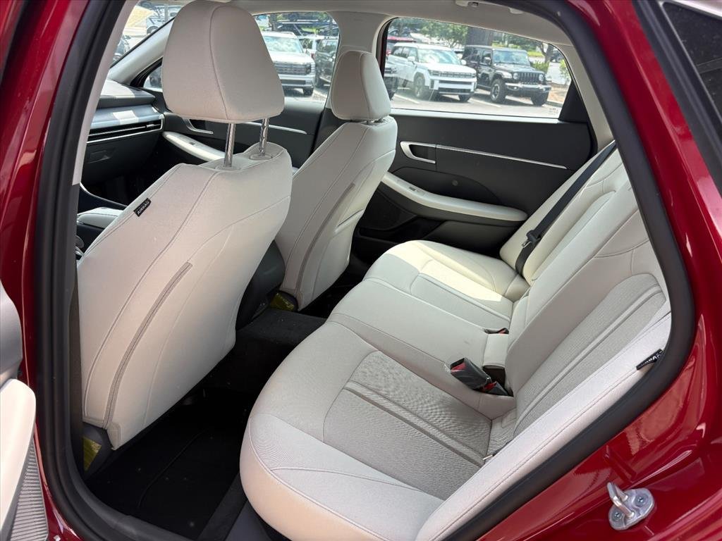 New 2026 Hyundai Sonata SEL AWD/4WD image 13
