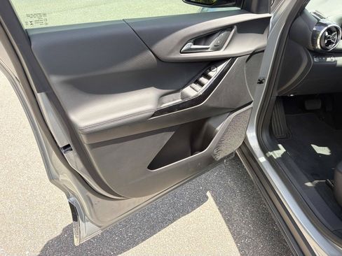 Used 2026 Chevrolet Equinox LT FWD image 17