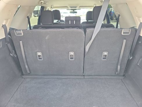 Used 2025 Nissan Pathfinder SV FWD image 10