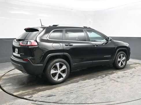 Used 2019 Jeep Cherokee Limited image 7