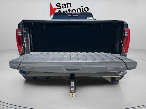 Used 2024 GMC Sierra 3500 Denali Ultimate AWD/4WD image 33