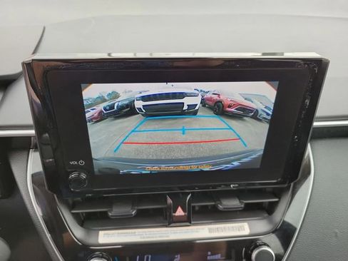 Used 2024 Toyota Corolla LE FWD image 22