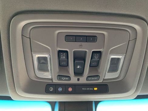 Used 2021 GMC Sierra 2500 Denali w/ Denali Ultimate Package image 31