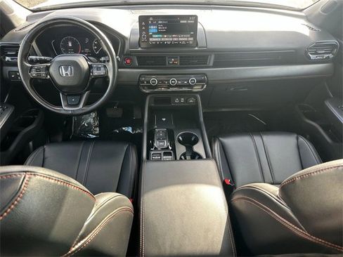 Used 2024 Honda Pilot TrailSport image 19