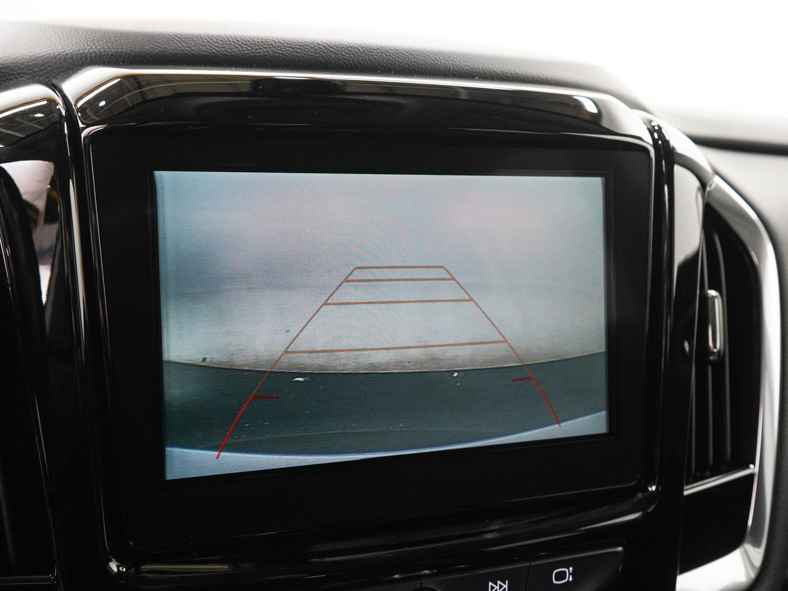 Used 2019 Chevrolet Traverse LT AWD/4WD image 29