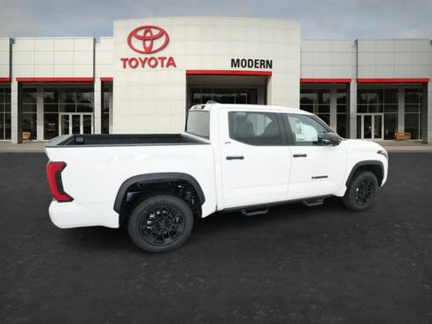 New 2026 Toyota Tundra SR5 image 18