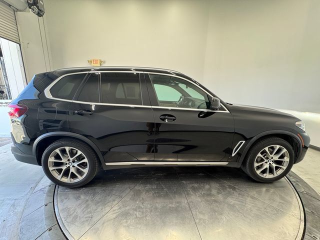 Used 2021 BMW X5 sDrive40i w/ Premium Package RWD image 15