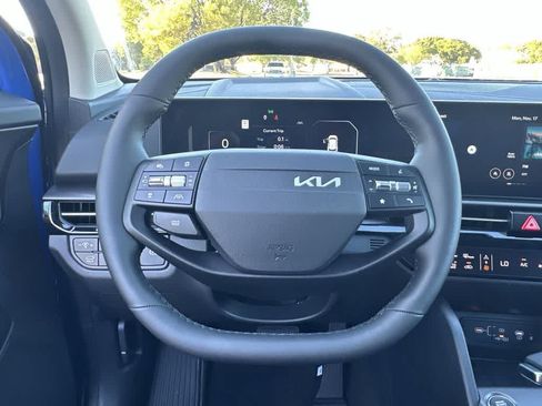 Used 2026 Kia Sportage SX FWD image 15