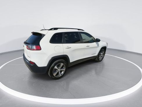 Used 2022 Jeep Cherokee Limited image 9