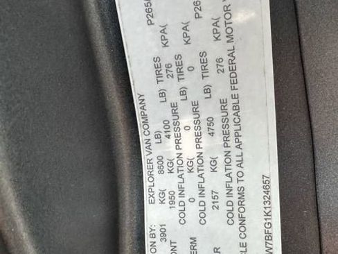 Used 2019 GMC Savana 2500 Extended RWD image 13