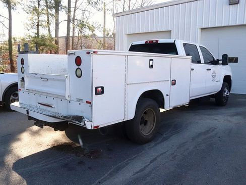 Used 2015 Chevrolet Silverado 3500 W/T image 3