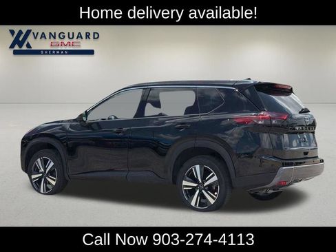 Used 2026 Nissan Rogue SL FWD image 3