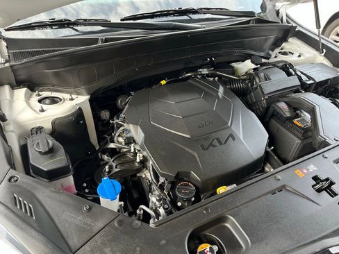 Used 2025 Kia Telluride EX X-Line image 9