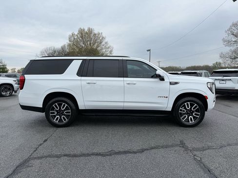Used 2021 GMC Yukon XL AT4 w/ Rear Media and Nav Package image 7
